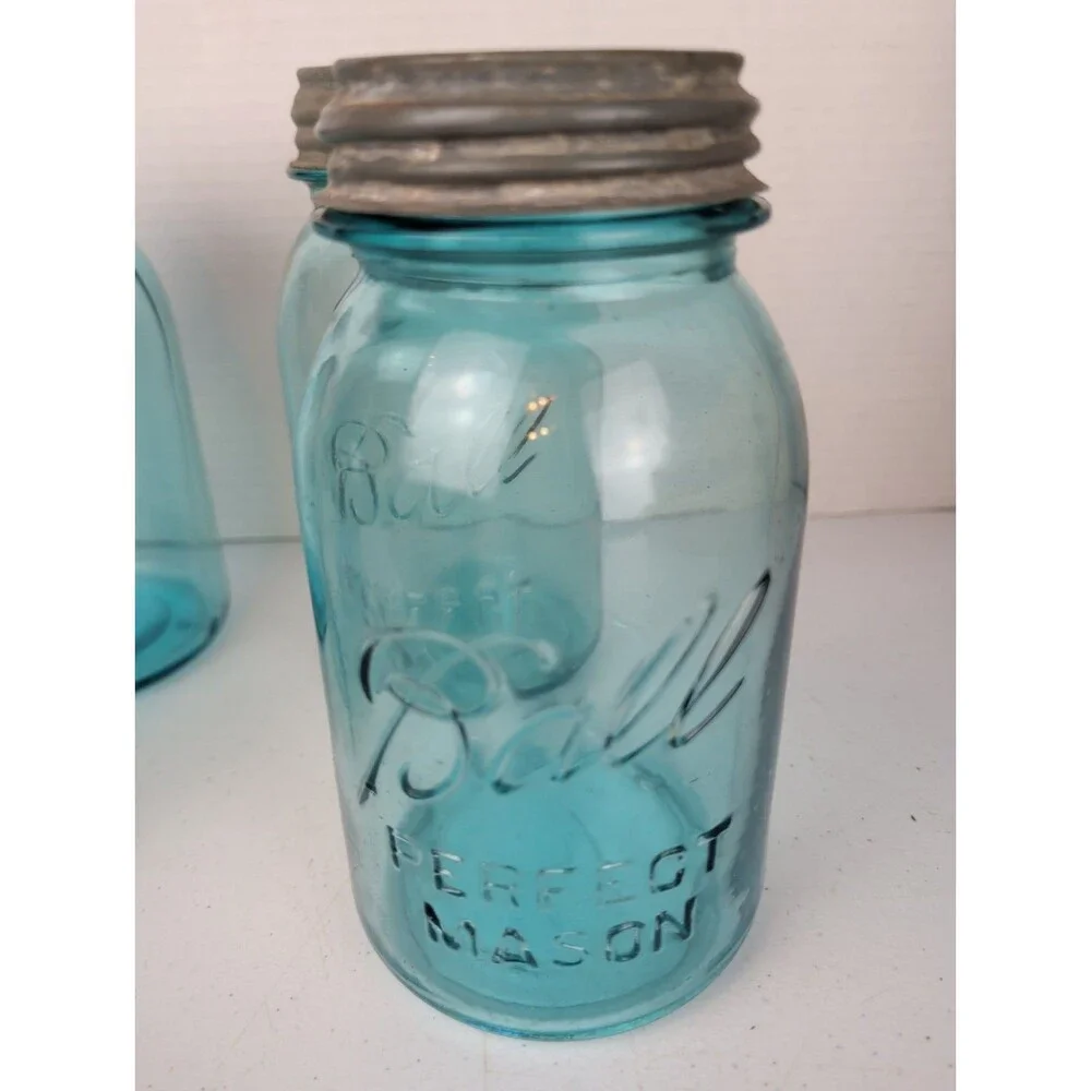 Lot Of 4 Vintage Blue Ball Quart 